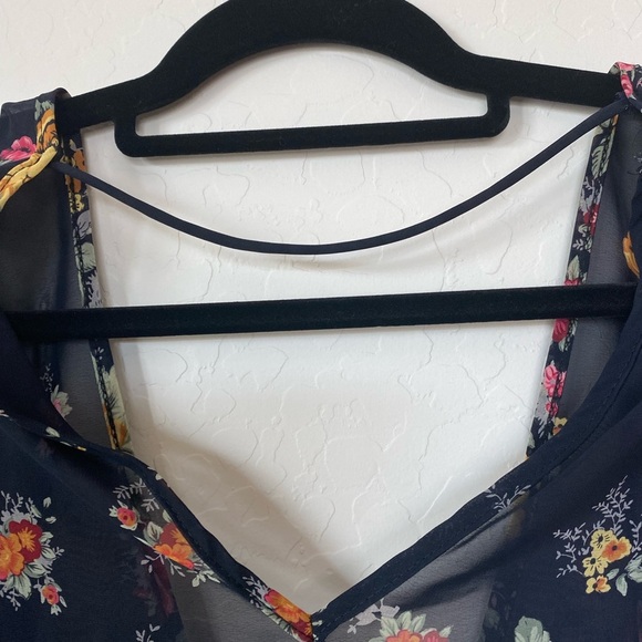 SEMI SHEER BLOUSE by Lovely Day - Picture 6 of 6